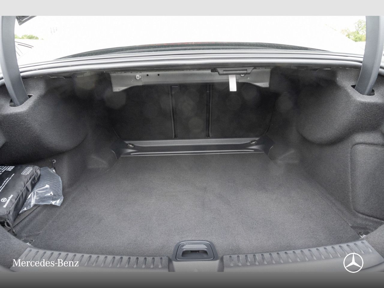 Mercedes-Benz E-Klasse – Bild 15