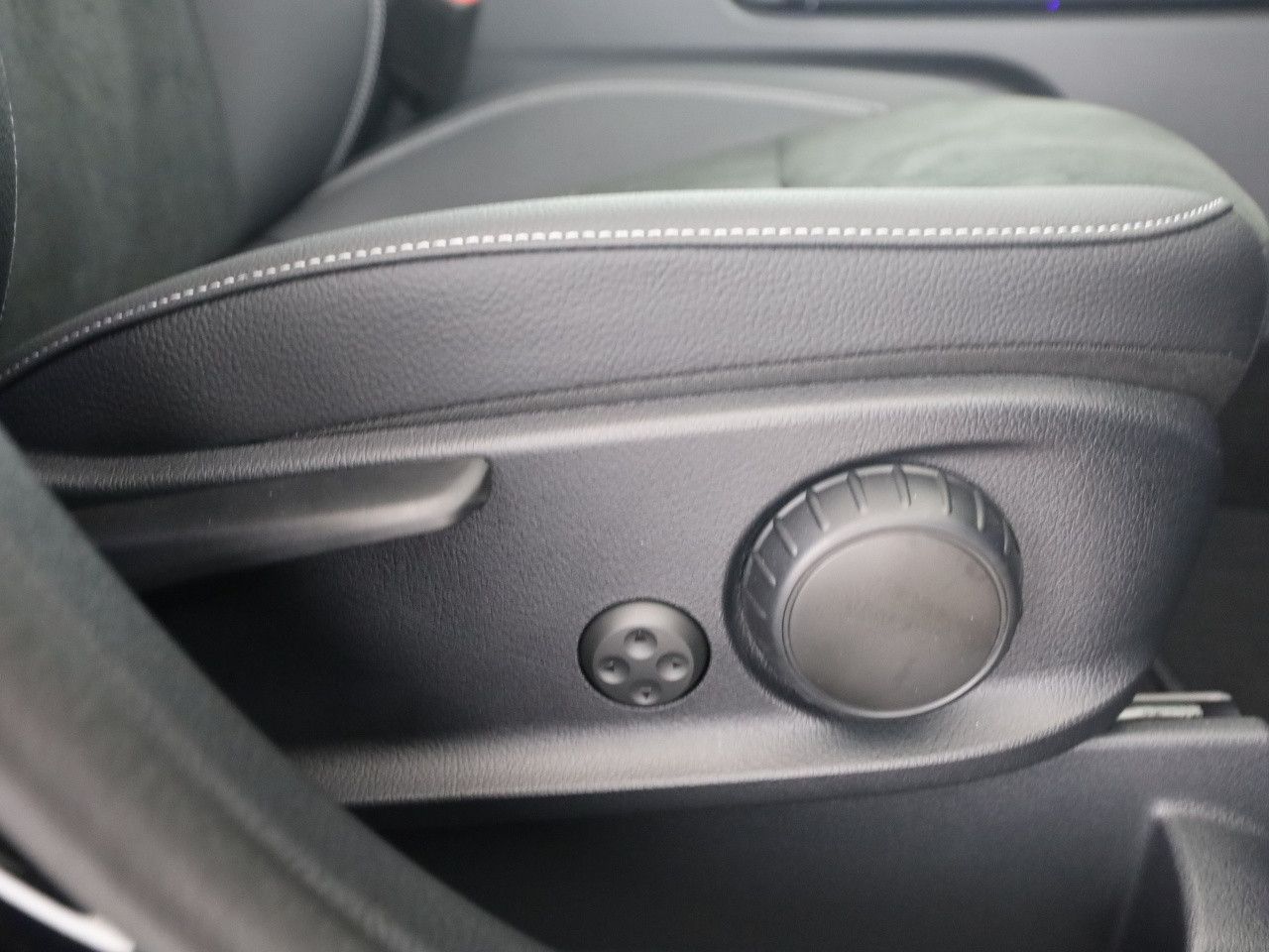 Mercedes-Benz GLB – Bild 17