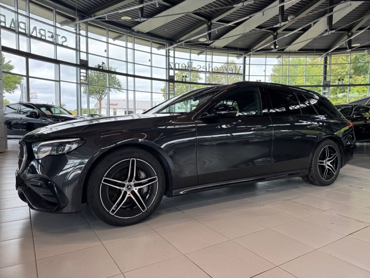 Mercedes-Benz E-Klasse – Bild 17