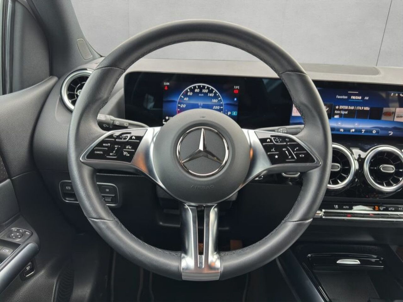 Fahrzeugbild 11 / 15