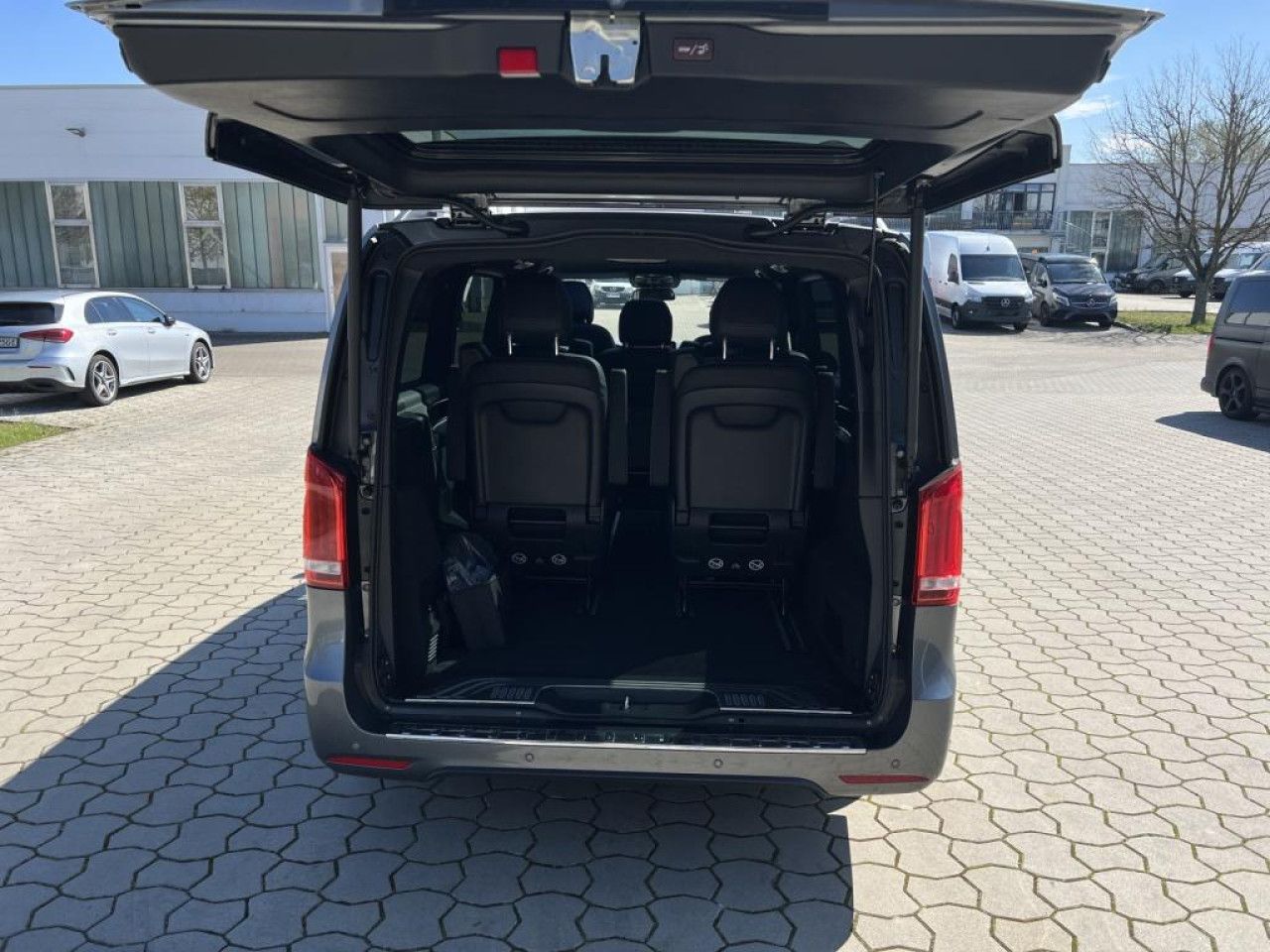 Fahrzeugbild 13 / 15