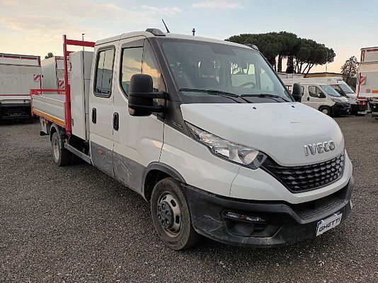 Immagine del veicolo 2 / 6