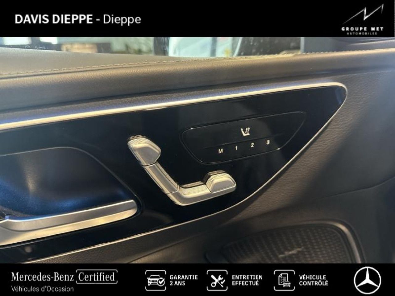 Photo du v&eacute;hicule 16 / 18