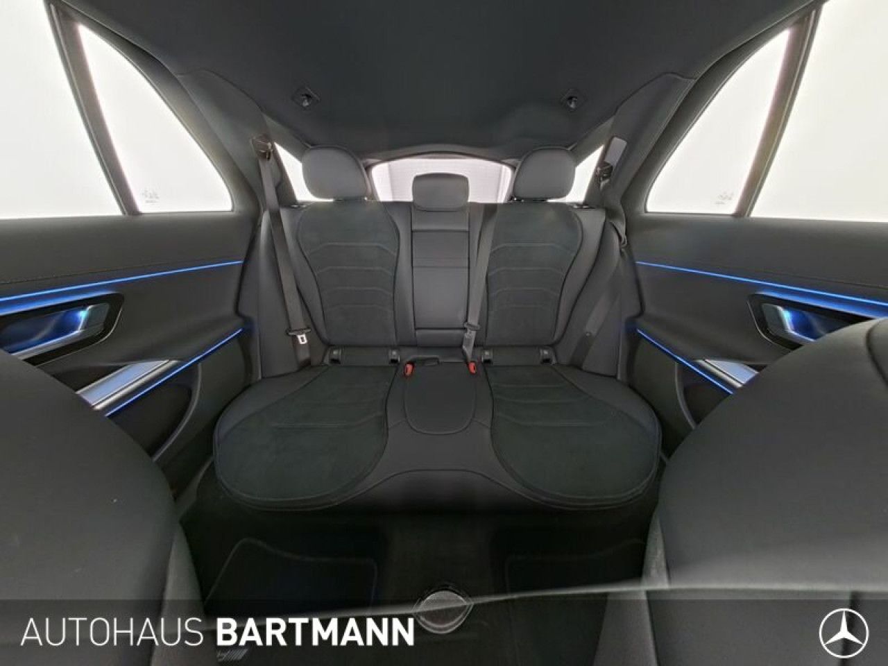 Mercedes-Benz E-Klasse – Bild 10