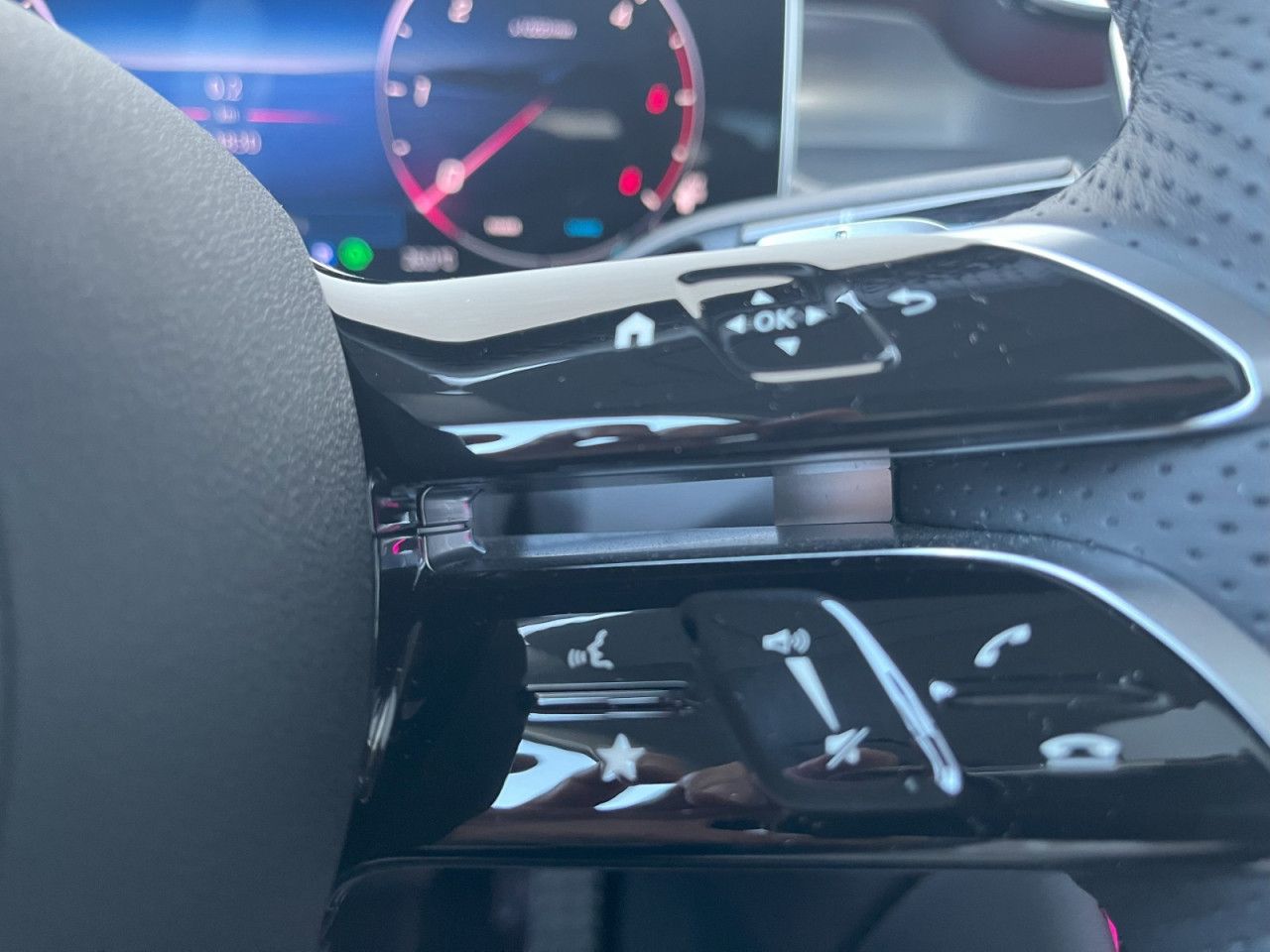 Zdjęcie pojazdu 23 / 34