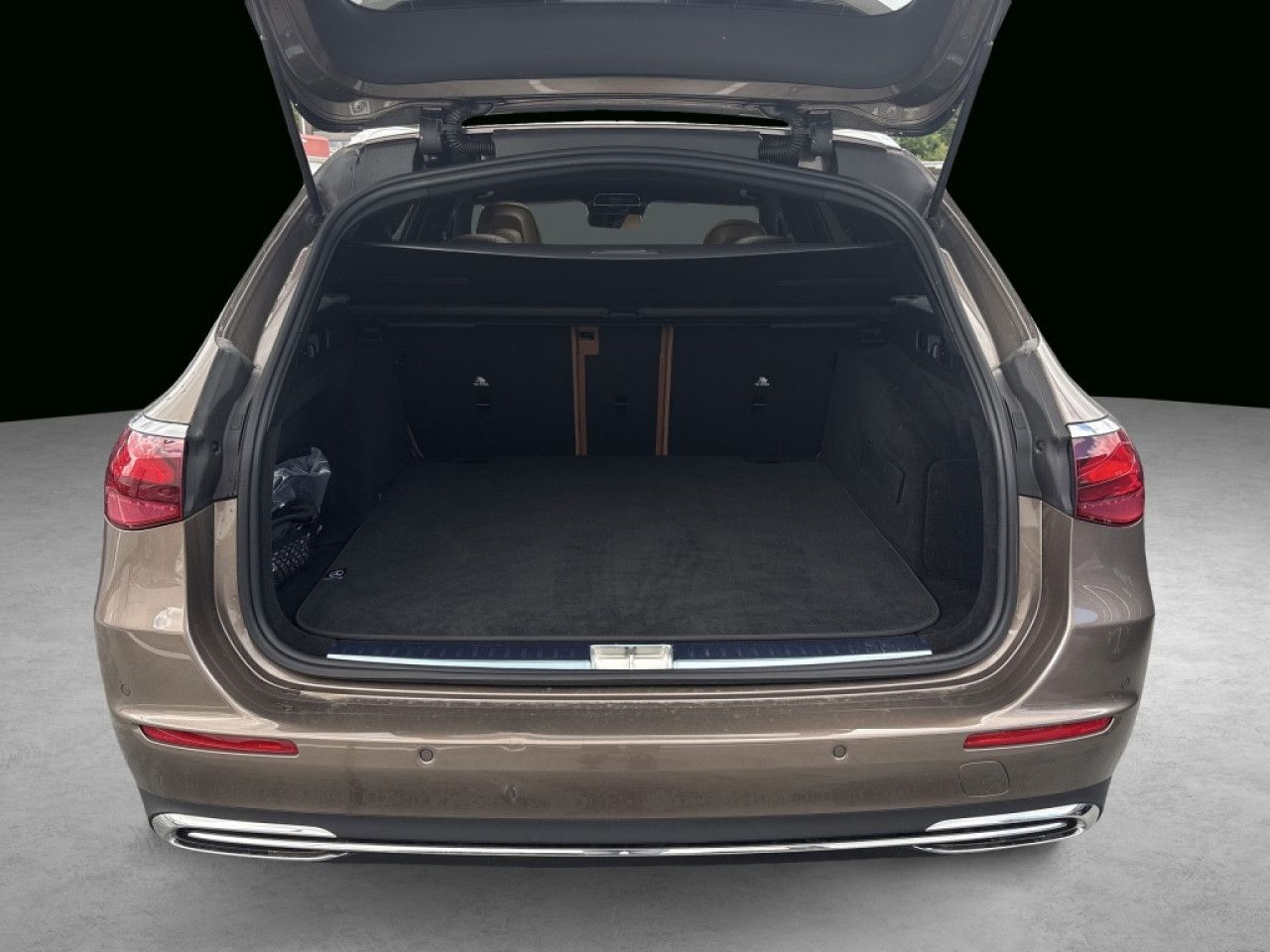 Mercedes-Benz E-Klasse – Bild 7