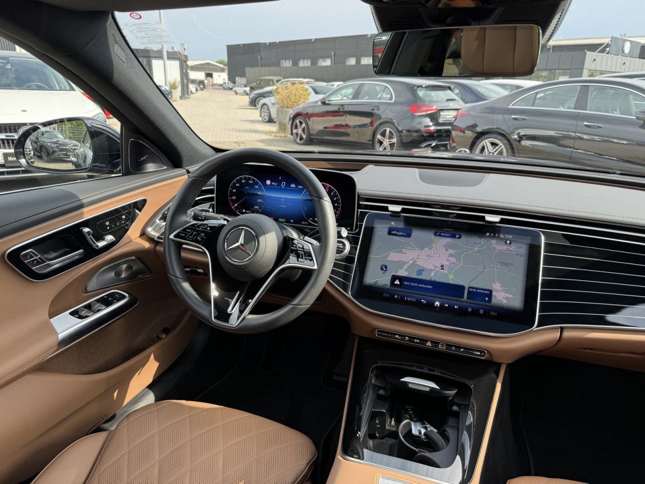 Mercedes-Benz E-Klasse – Bild 16