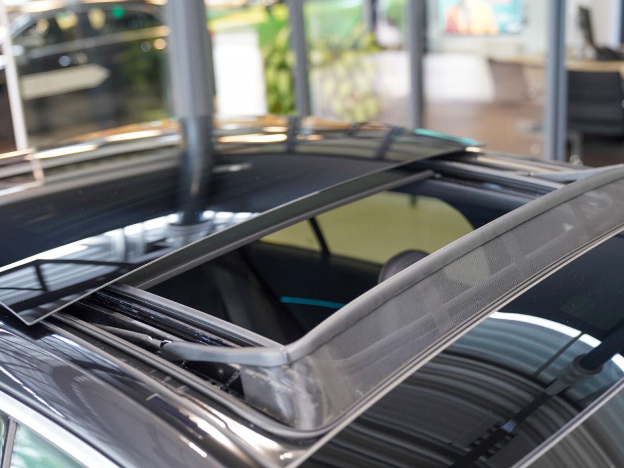Mercedes-Benz E-Klasse – Bild 7