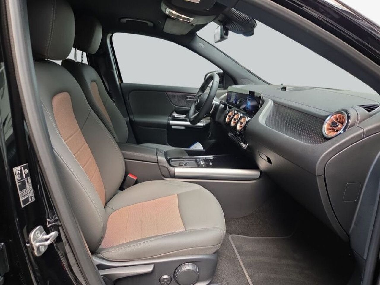 Mercedes-Benz EQA – Bild 13