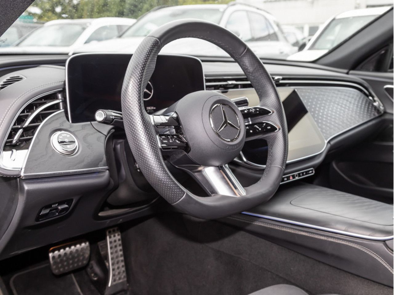 Mercedes-Benz E-Klasse – Bild 10
