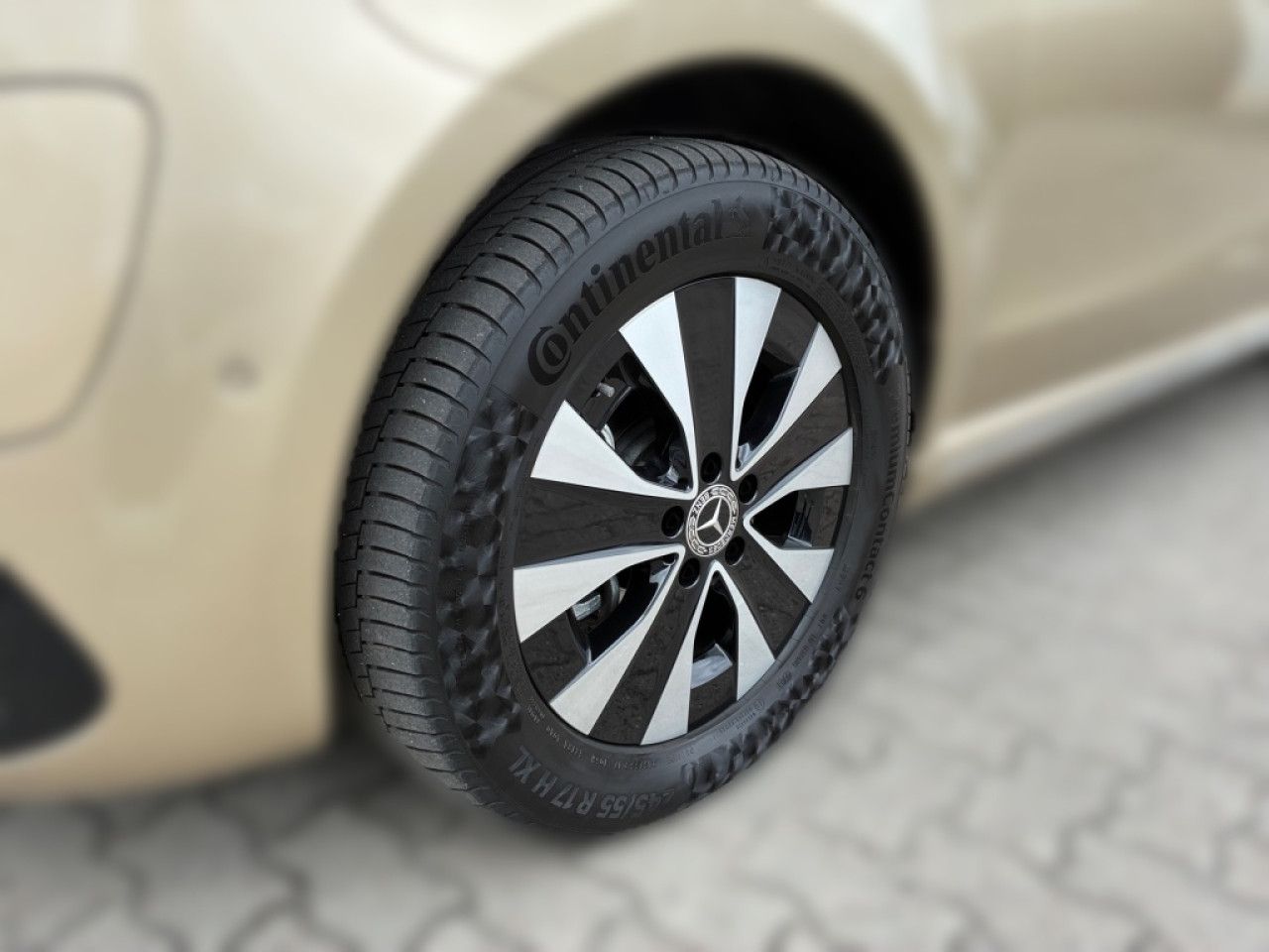 Mercedes-Benz EQV – Bild 3