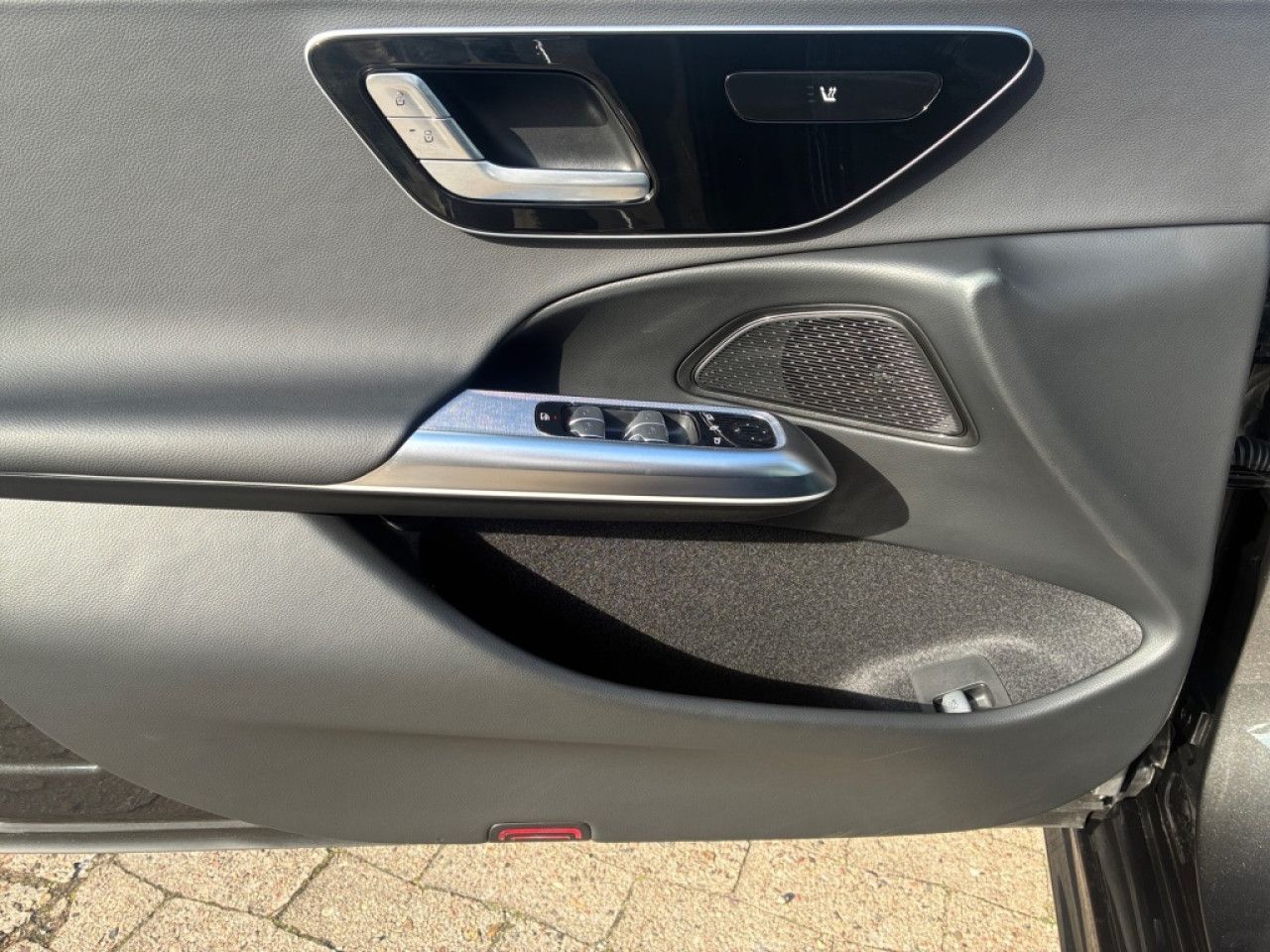 Mercedes-Benz E-Klasse – Bild 6