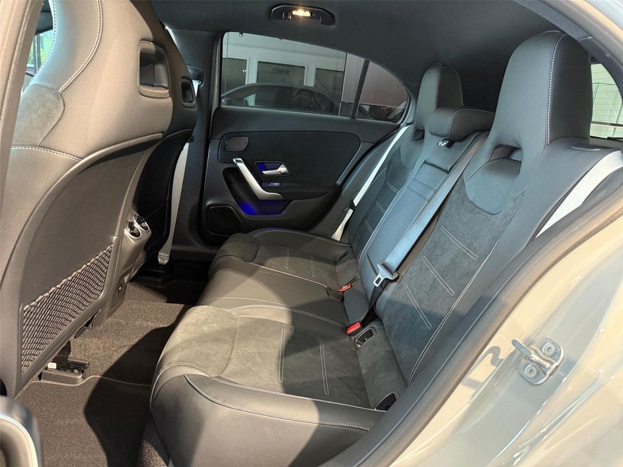 Fahrzeugbild 24 / 28