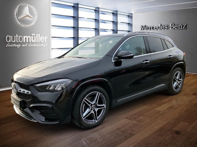 Mercedes-Benz GLA 220