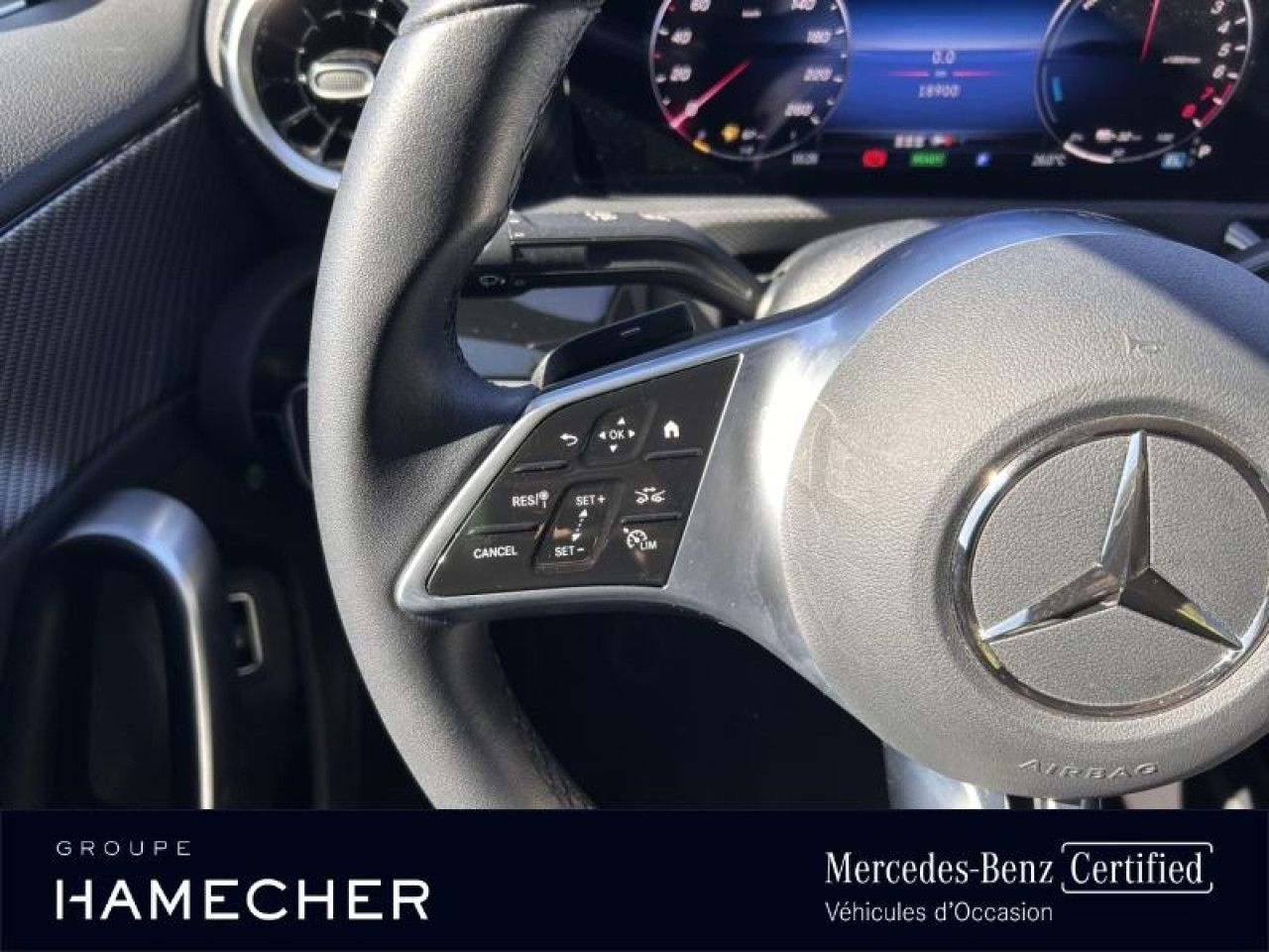 Photo du v&eacute;hicule 8 / 18