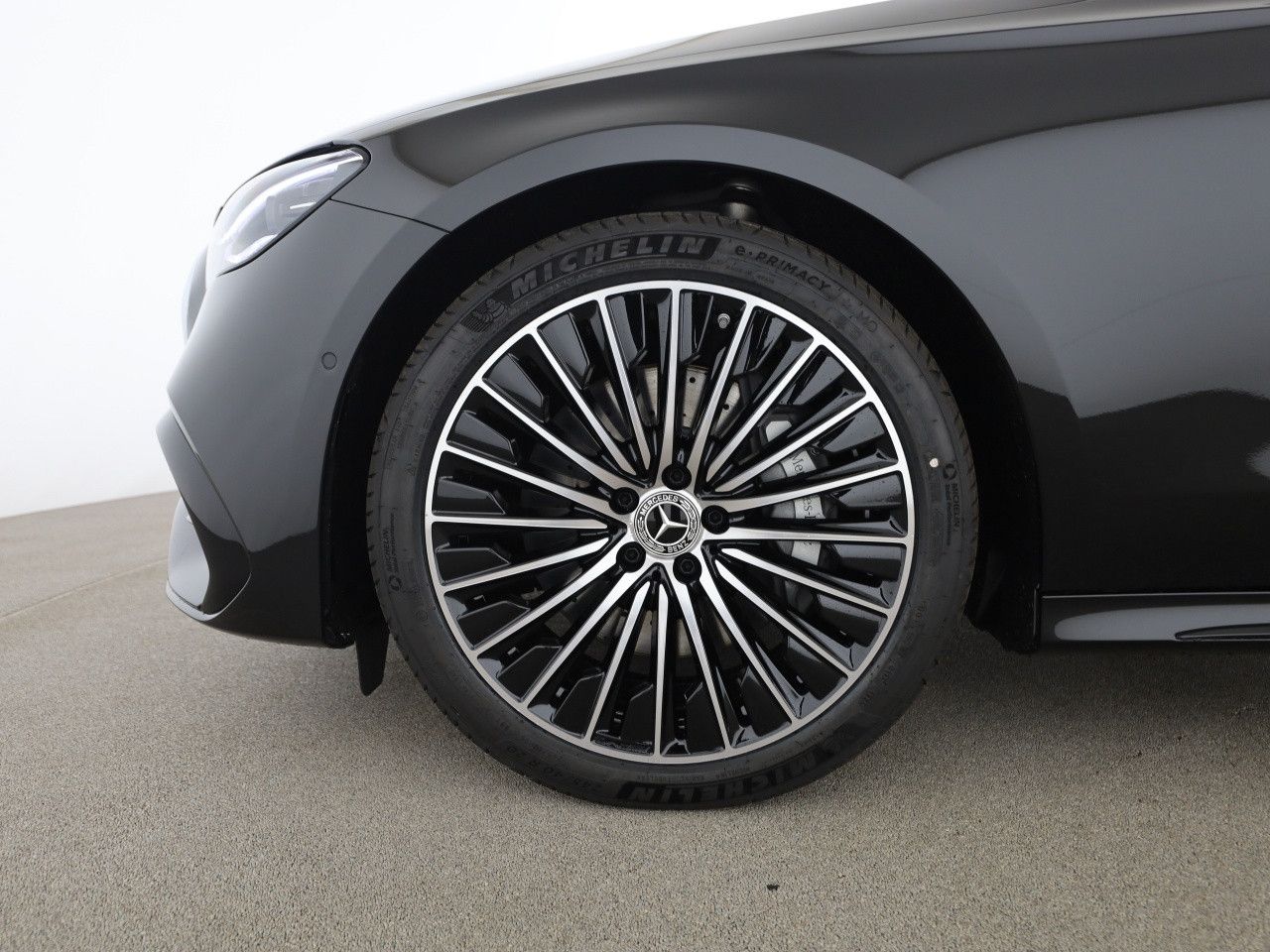 Mercedes-Benz E-Klasse – Bild 16
