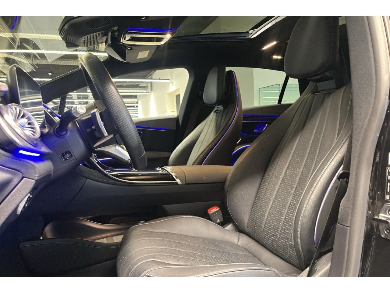 Photo du v&eacute;hicule 10 / 18