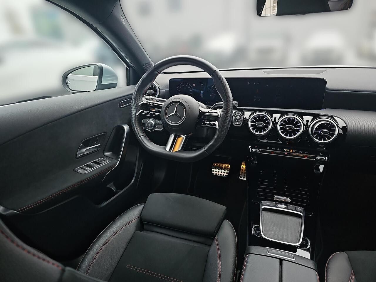 Zdjęcie pojazdu 15 / 23