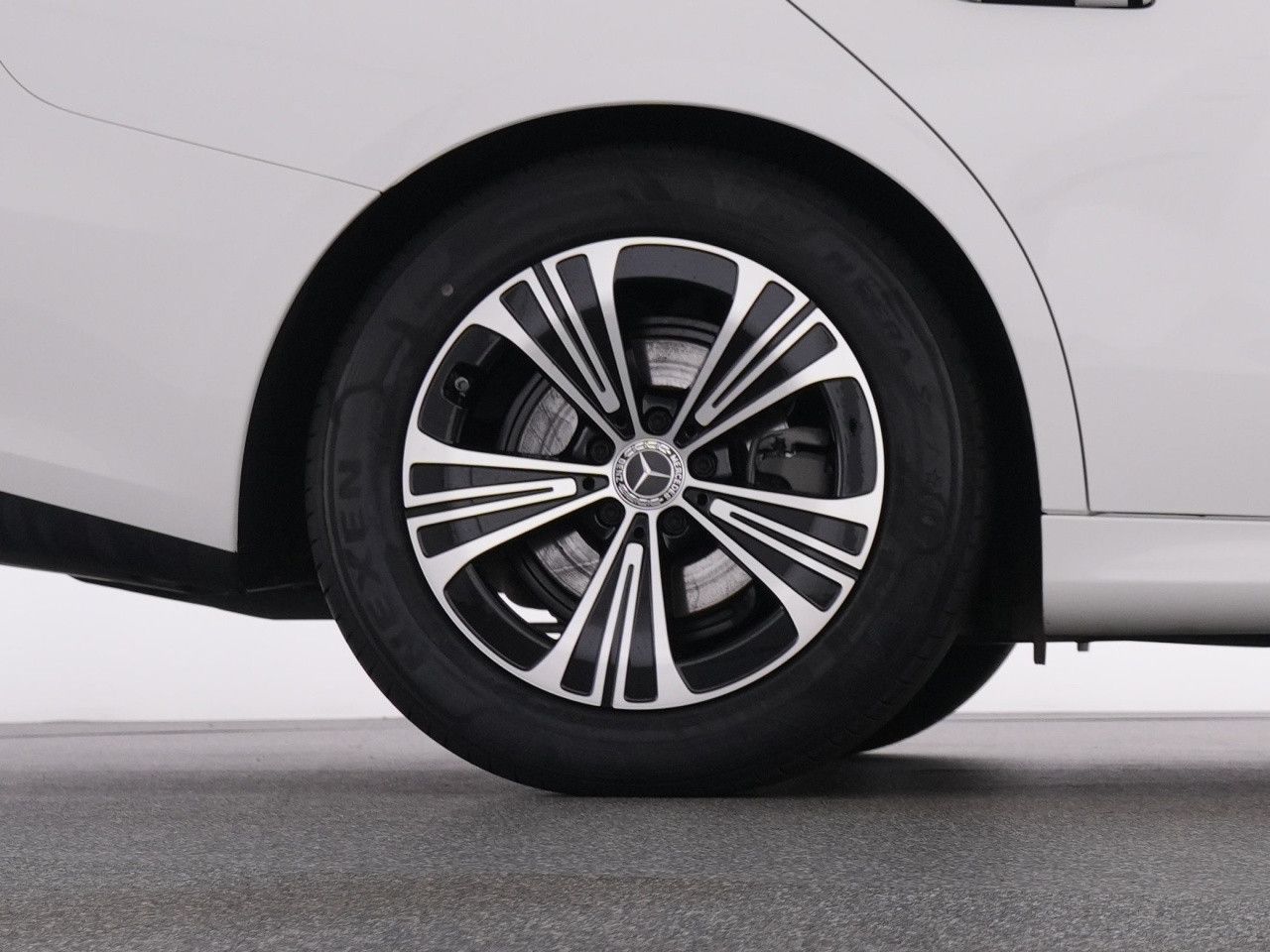 Mercedes-Benz E-Klasse – Bild 22