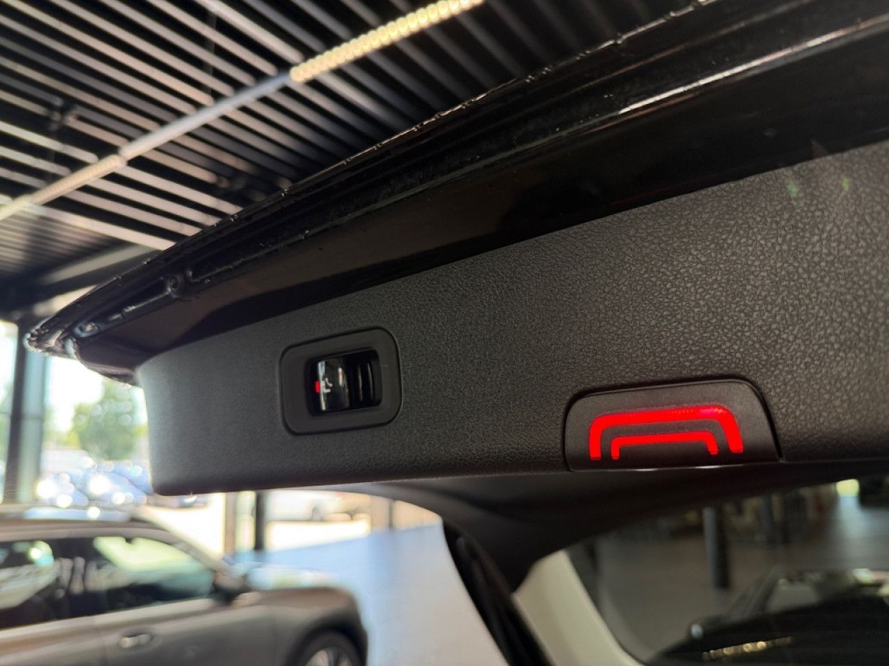 Mercedes-Benz E-Klasse – Bild 24