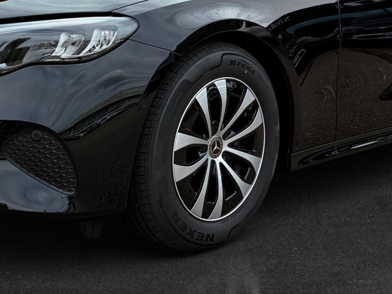Mercedes-Benz E-Klasse – Bild 4