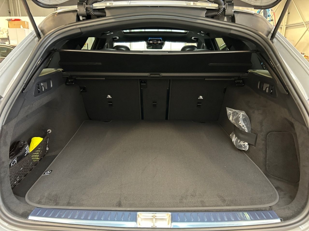 Mercedes-Benz E-Klasse – Bild 15