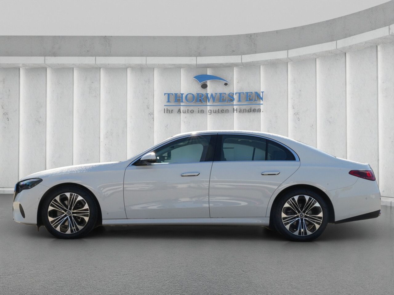 Mercedes-Benz E-Klasse – Bild 4