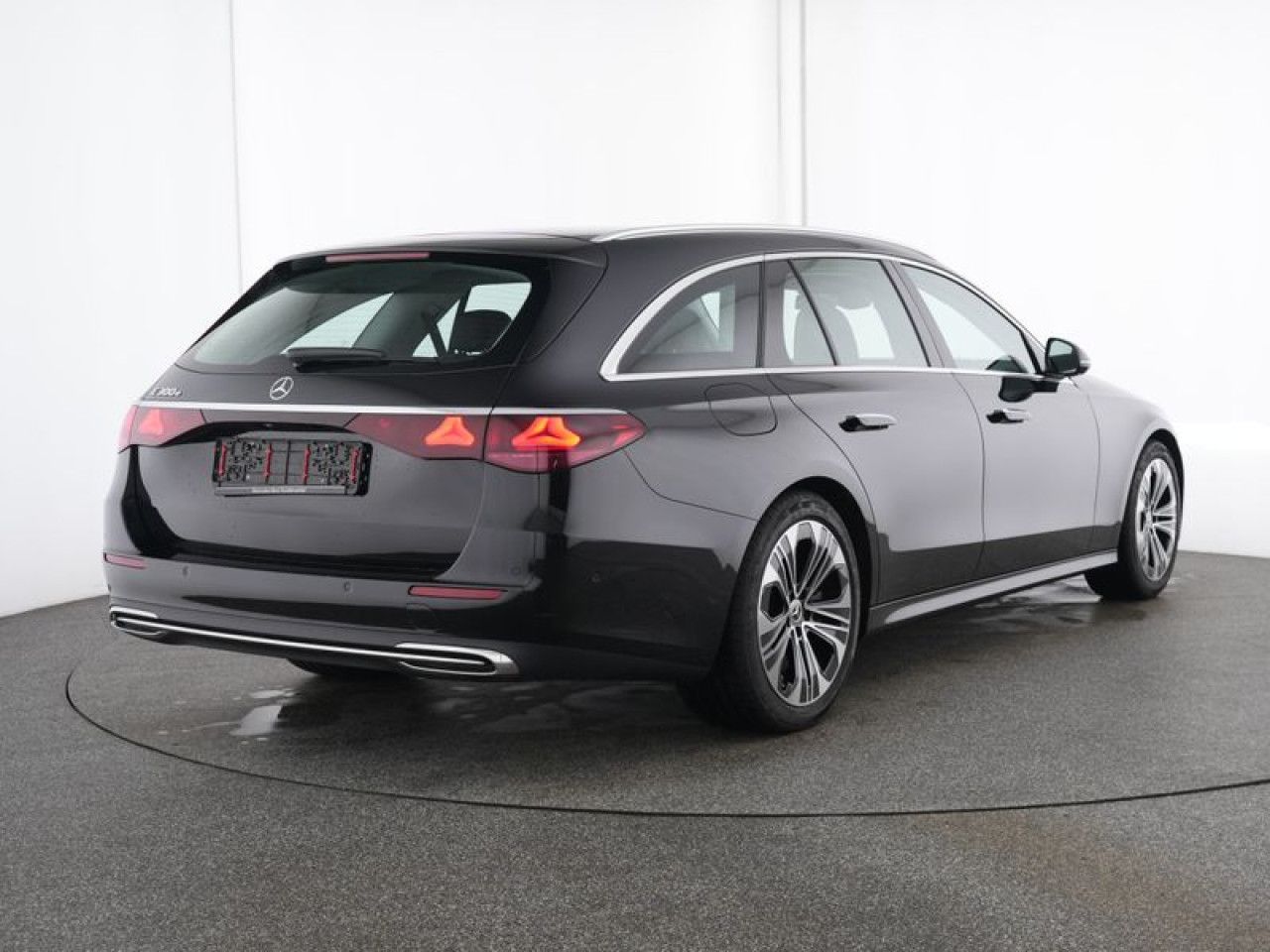 Mercedes-Benz E-Klasse – Bild 2