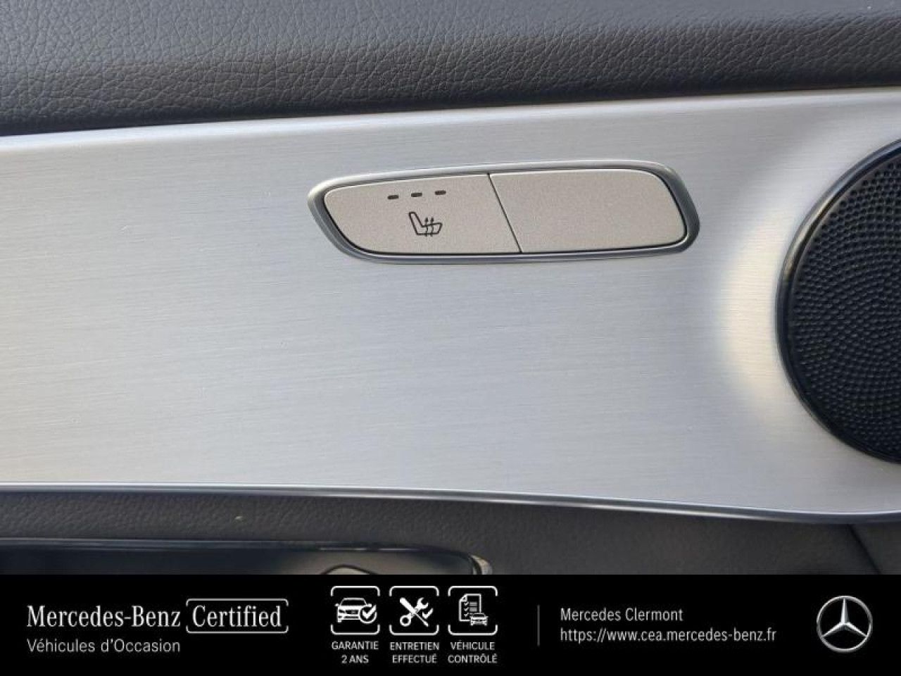 Photo du v&eacute;hicule 16 / 18