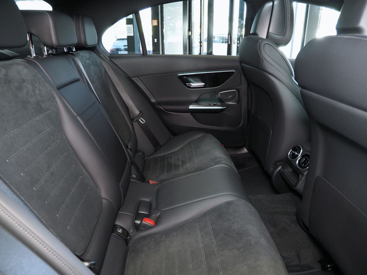 Mercedes-Benz C-Klasse – Bild 11