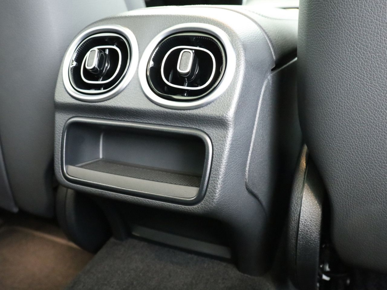 Mercedes-Benz C-Klasse – Bild 24