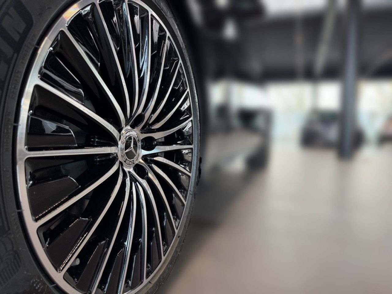 Mercedes-Benz E-Klasse – Bild 3