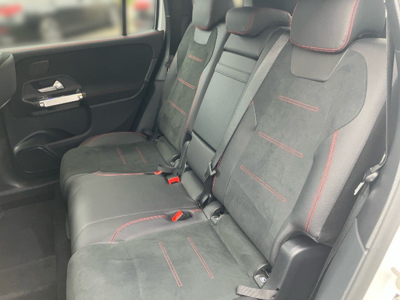 Mercedes-Benz GLB – Bild 12
