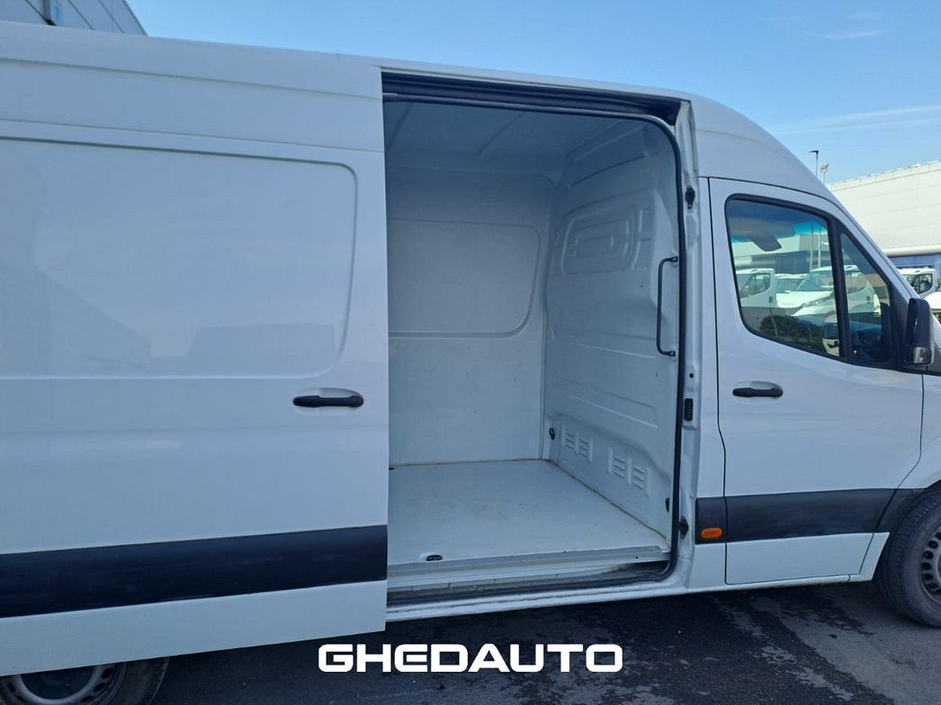 Mercedes-Benz | MERCEDES -BENZ SPRINTER