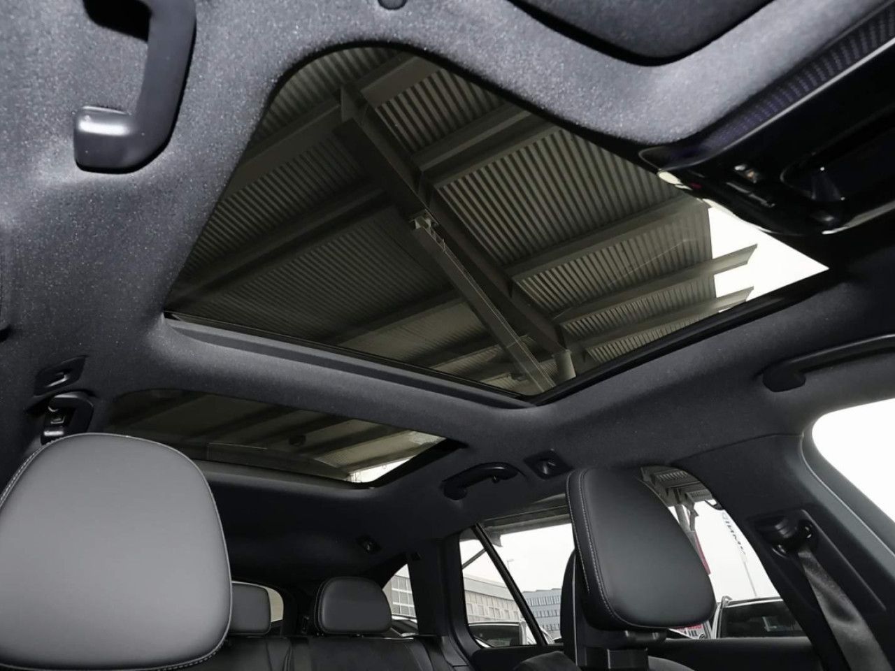 Mercedes-Benz C-Klasse – Bild 7