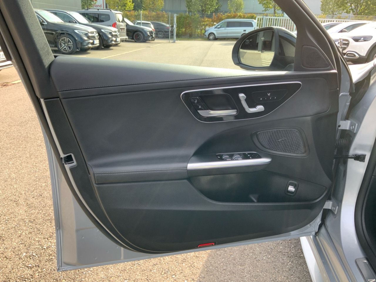 Mercedes-Benz C-Klasse – Bild 24