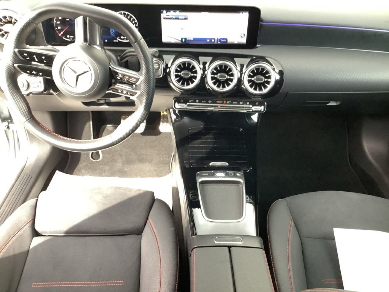 Mercedes-Benz A-Klasse – Bild 12