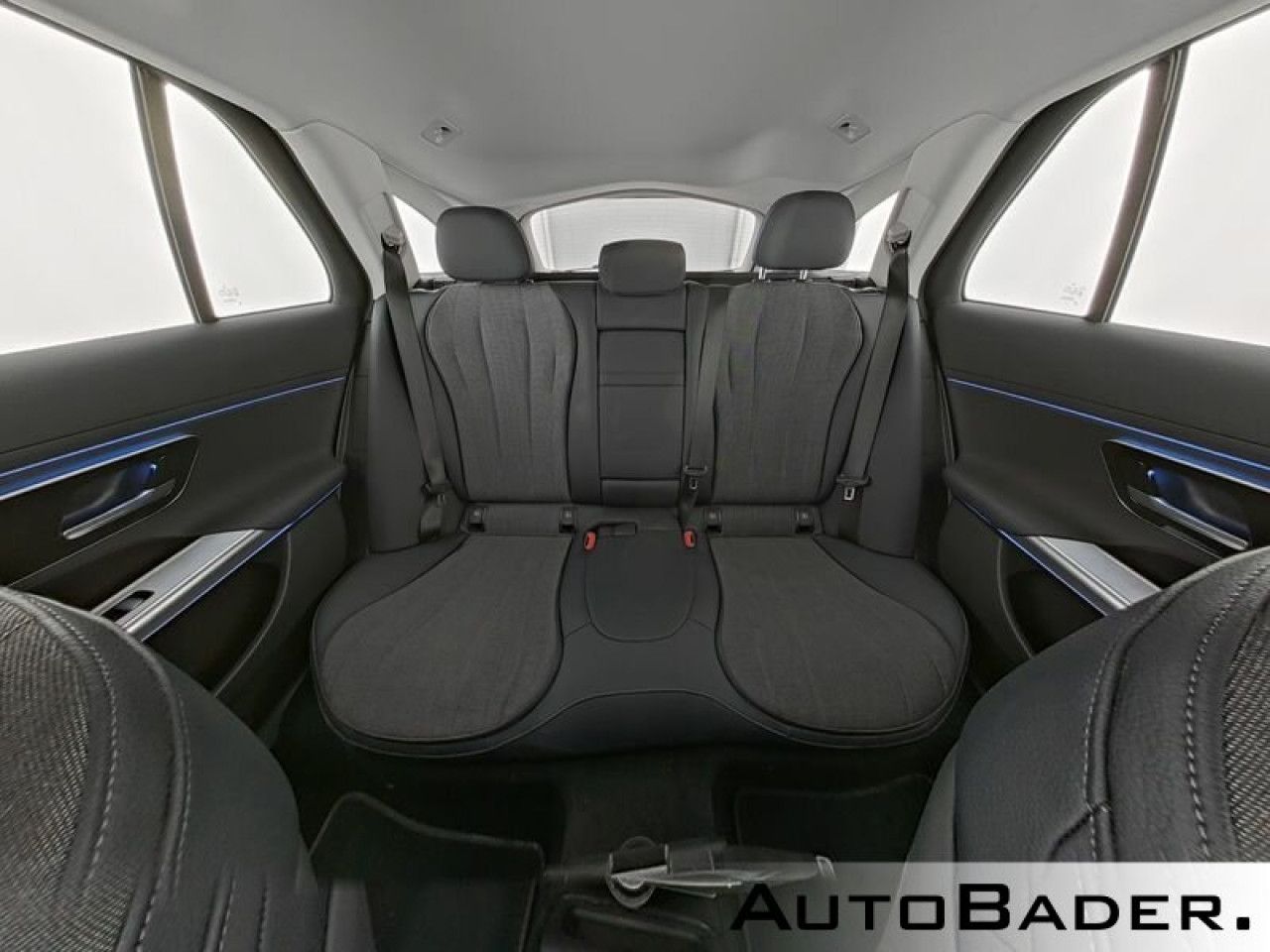 Mercedes-Benz E-Klasse – Bild 8