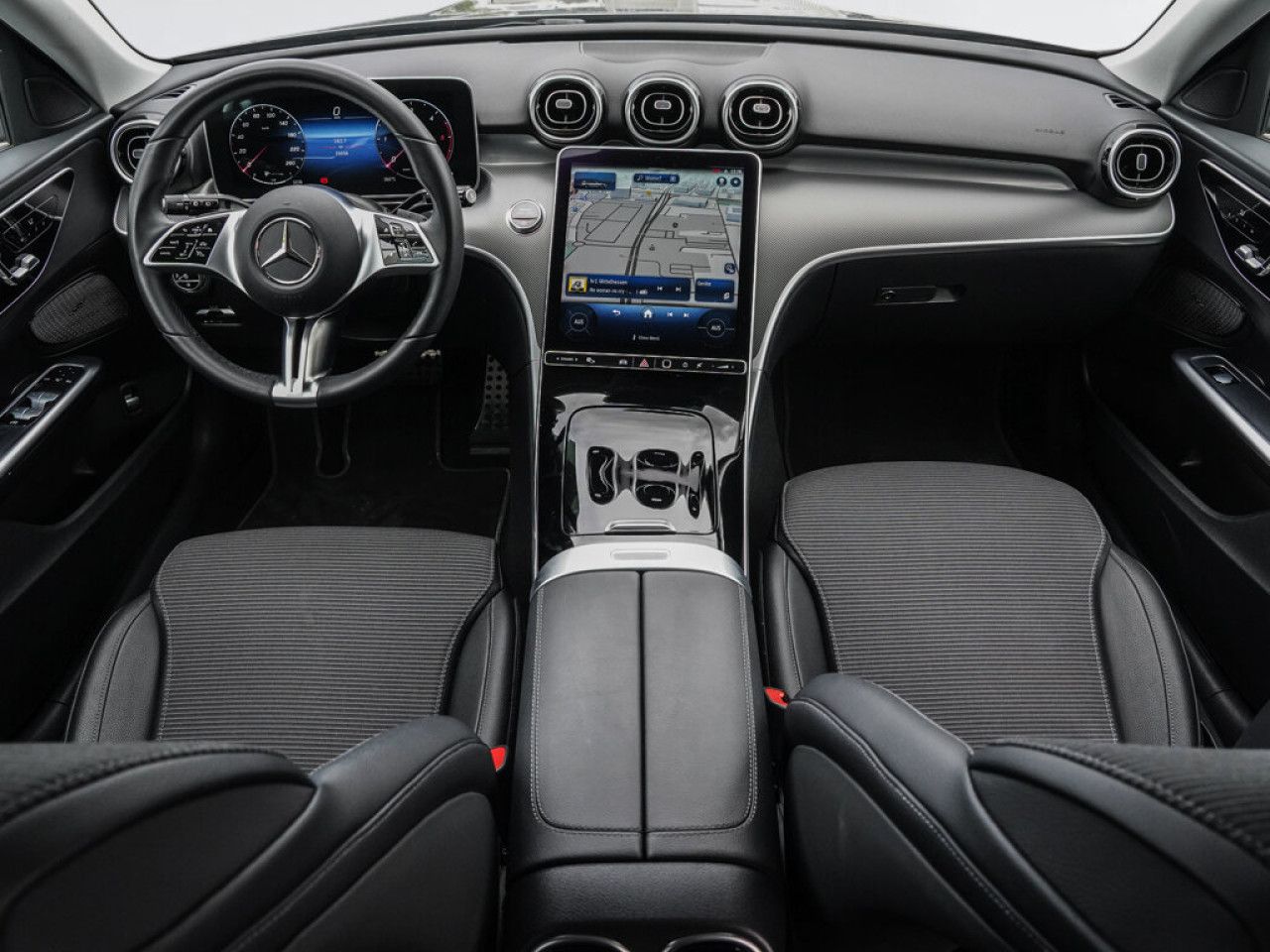 Mercedes-Benz C-Klasse – Bild 9