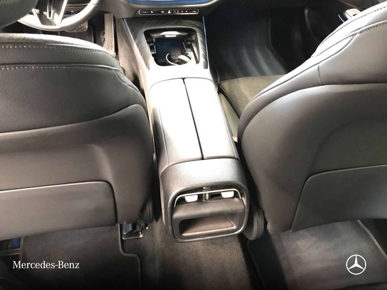 Mercedes-Benz E-Klasse – Bild 13