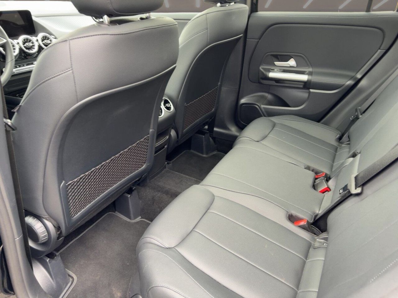 Mercedes-Benz GLA – Bild 11