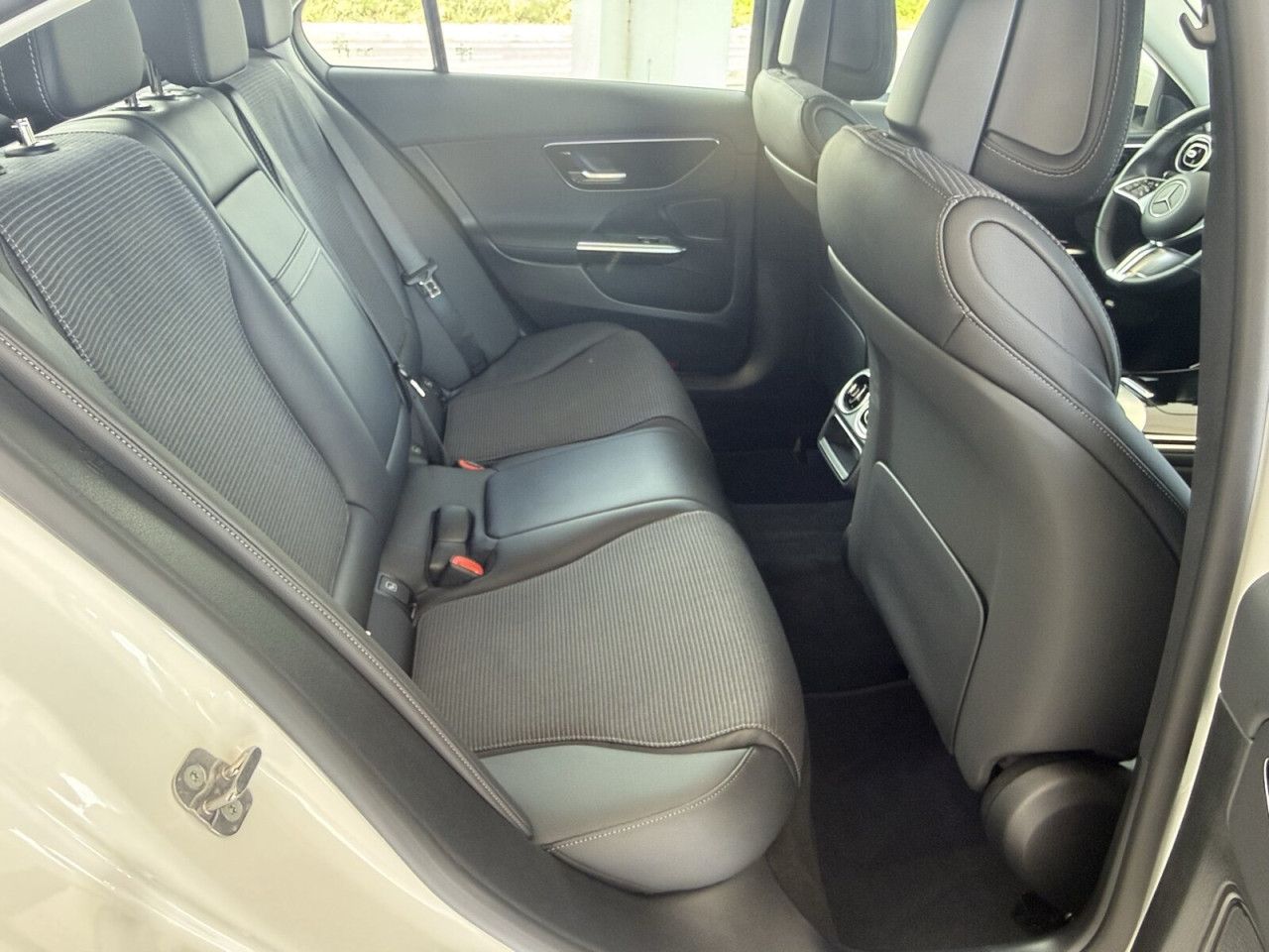 Mercedes-Benz C-Klasse – Bild 17