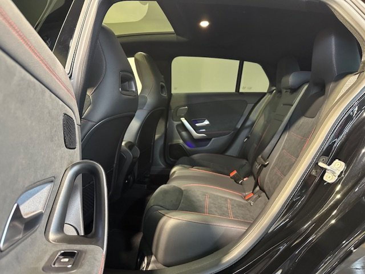 Mercedes-Benz CLA – Bild 4