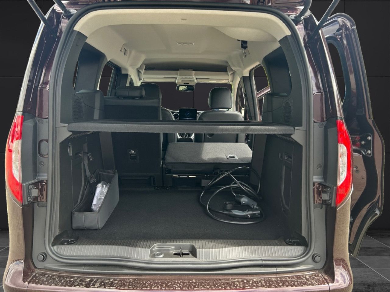 Mercedes-Benz EQT – Bild 15