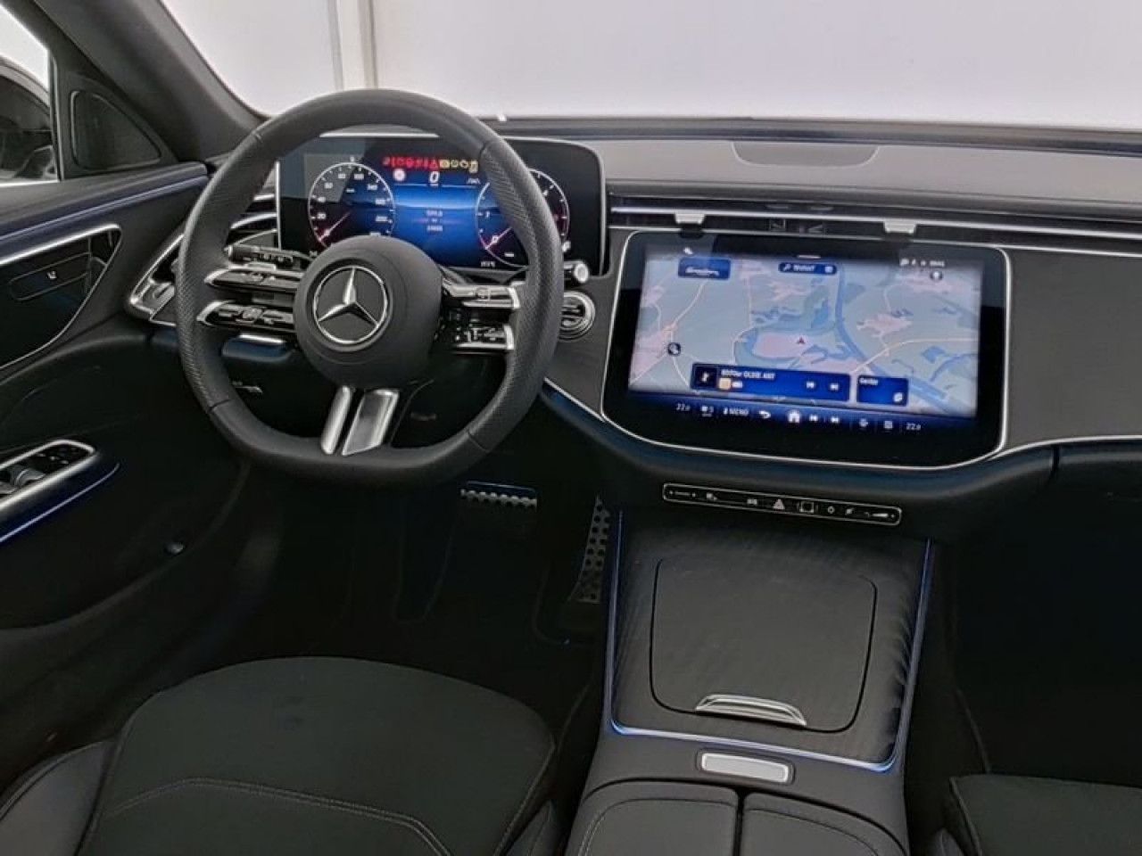 Mercedes-Benz E-Klasse – Bild 11