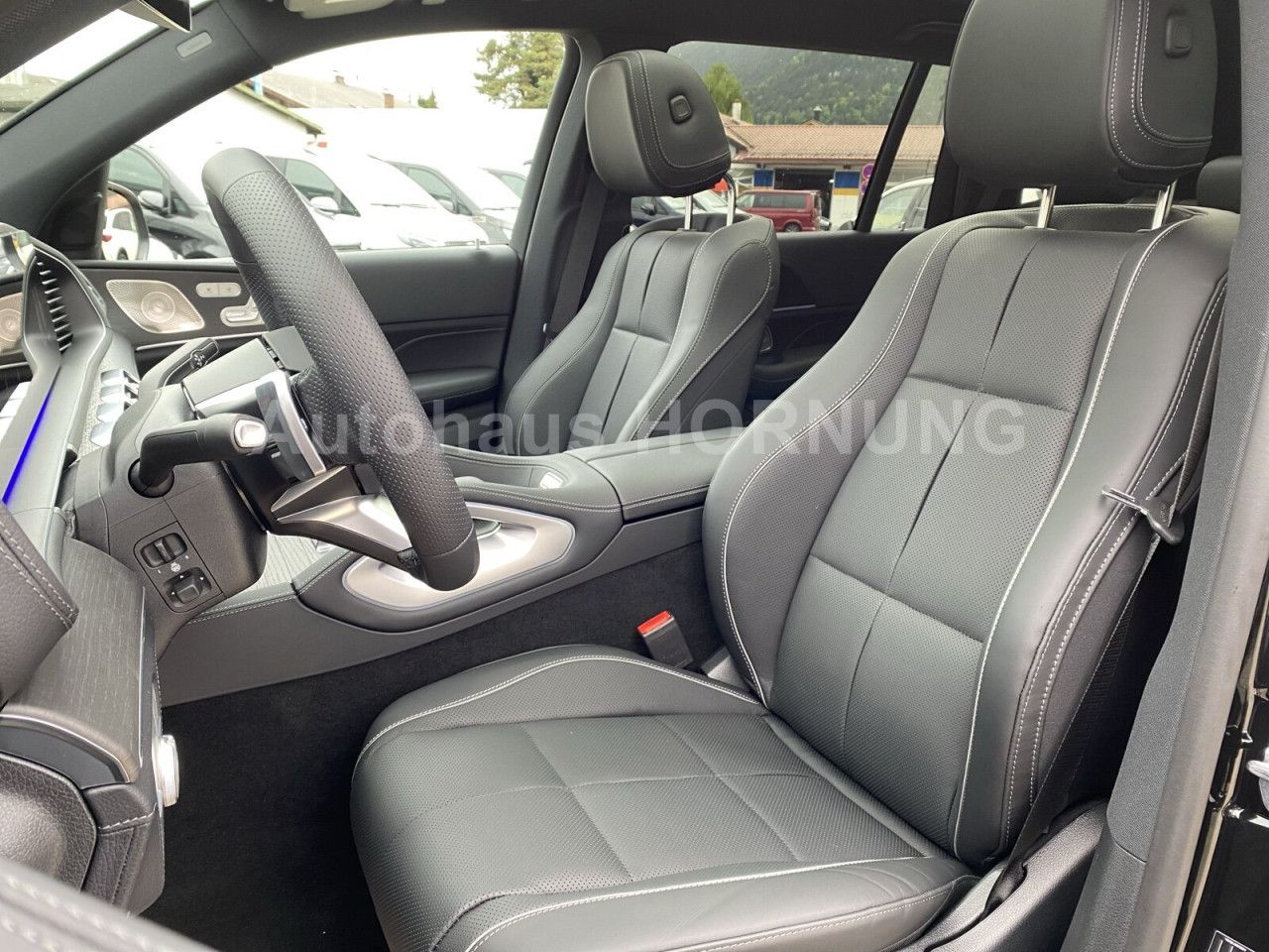 Mercedes-Benz GLS – Bild 16