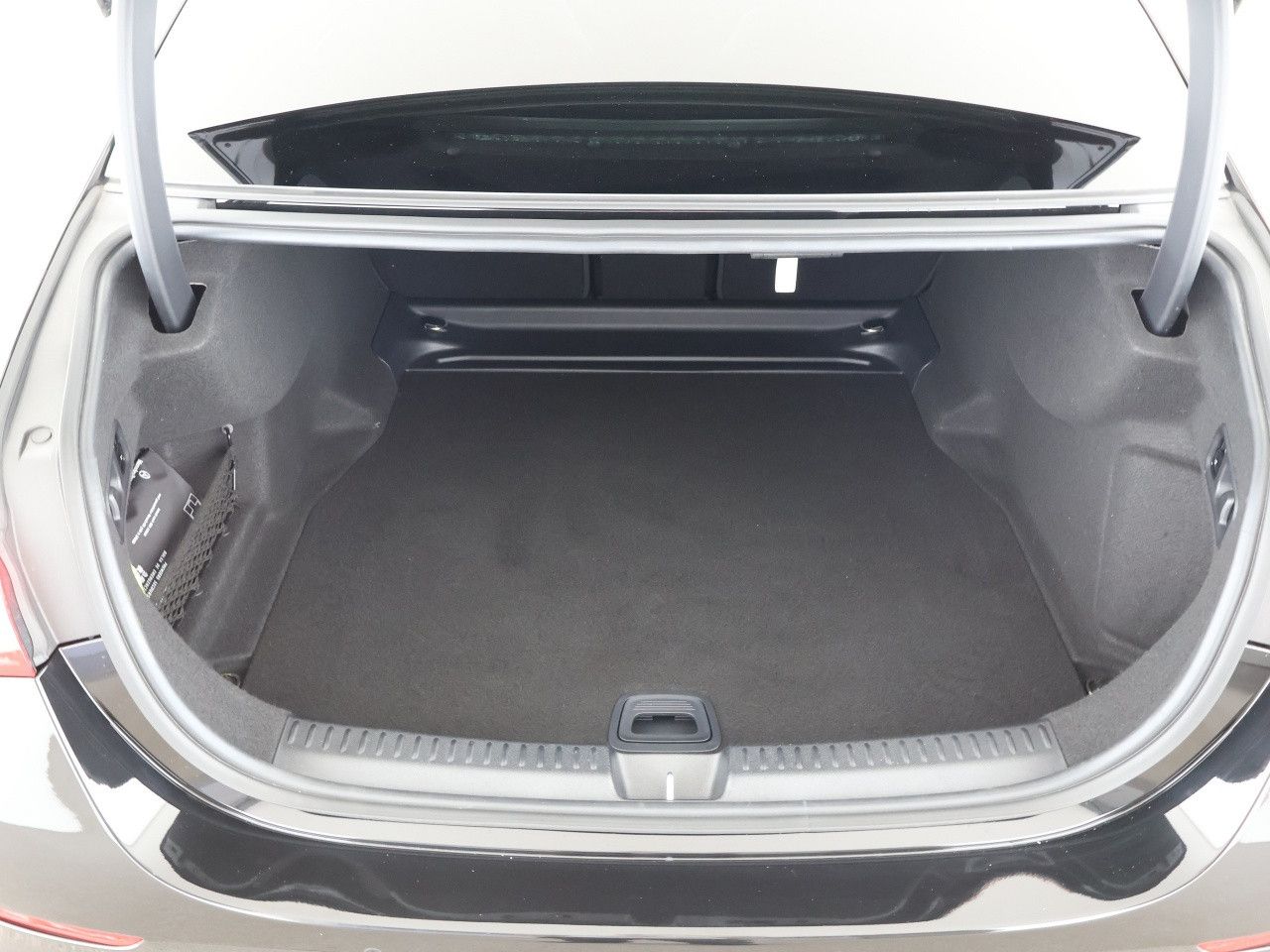 Mercedes-Benz E-Klasse – Bild 18