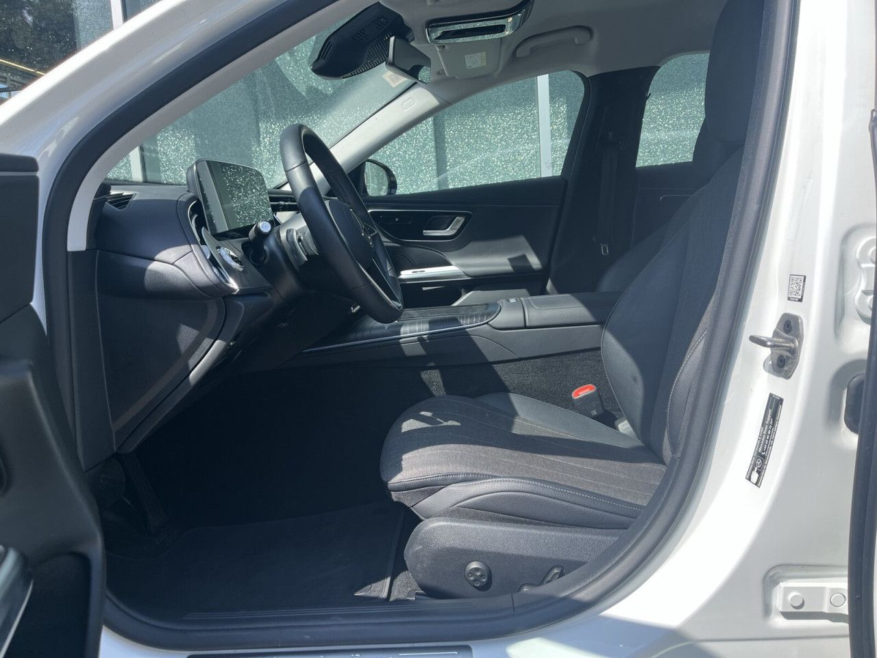 Mercedes-Benz E-Klasse – Bild 16
