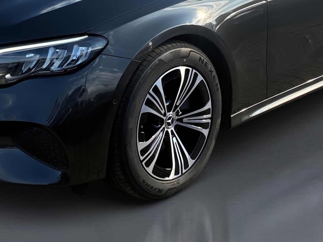 Mercedes-Benz E-Klasse – Bild 4