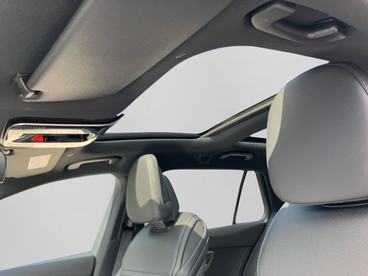 Mercedes-Benz C-Klasse – Bild 18